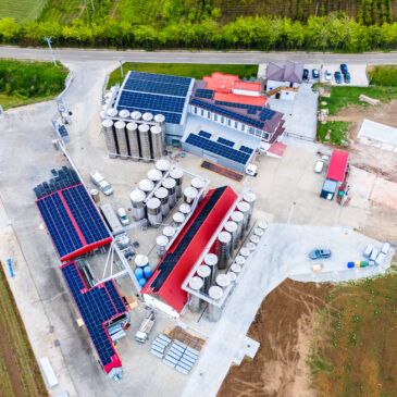 Instalăm sisteme de panouri fotovoltaice